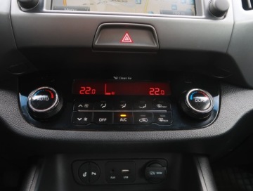 Kia Sportage III SUV Facelifting 1.6 GDI 135KM 2015 Kia Sportage 1.6 GDI, Skóra, Navi, Klima, zdjęcie 12