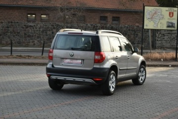 Skoda Yeti Minivan 1.4 TSI 122KM 2012 Škoda Yeti Skoda Yeti 1.4TSi 122KM Manual 2012r., zdjęcie 21