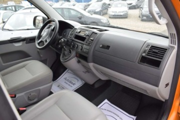 Volkswagen Caravelle T5 Caravelle Facelifting długi rozstaw osi 2.0 TDI 84KM 2010 Volkswagen Transporter 2.0 TDI, Long, Sprowadzony, 9-osobowy, Czujniki Par, zdjęcie 21