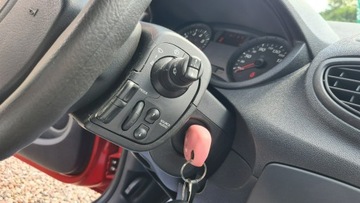 Renault Clio III Hatchback 5d 1.2 i 16V 75KM 2010 Renault Clio serwisowany, zdjęcie 19