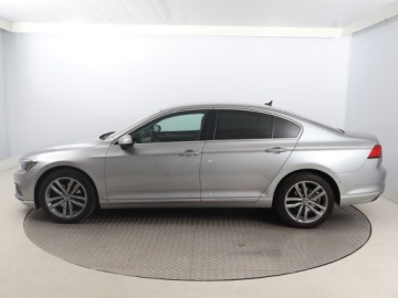 Volkswagen Passat B8 Limousine Facelifting 2.0 TDI 190KM 2020 VW Passat 2.0 TDI, Salon Polska, Serwis ASO, zdjęcie 2