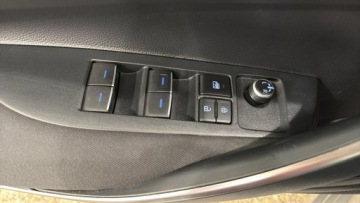 Toyota Corolla XII Sedan 1.5 VVT-i 125KM 2022 Toyota Corolla 1.5 benzyna manual Comfort, zdjęcie 12