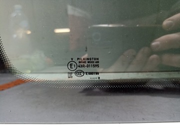 FORD TOURNEO CONNECT MK3 SKLO (OKNO) KAROSERIE LEVÝ ZADNÍ