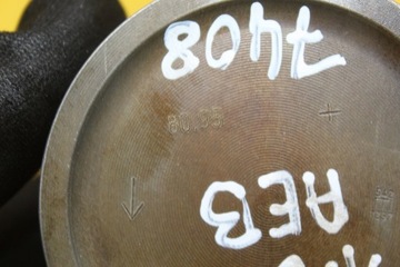 ШАТУН ПОРШНЯ 027B A4 B5 PASSAT B5 1.8 T 81P26