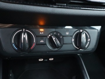 Skoda Fabia IV 1.0 TSI 110KM 2022 Skoda Fabia 1.0 TSI, Salon Polska, 1. Właściciel, zdjęcie 18