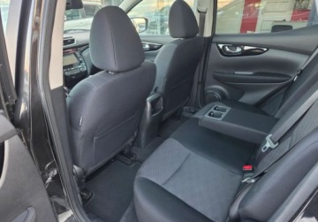 Nissan Qashqai II Crossover 1.6 DIG-T 163KM 2017 Nissan Qashqai 1.6Benz.163KM 6Bieg.Klimatr.Navi Kamera KEY BLUET.LEDY Opla, zdjęcie 17