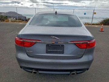 Jaguar XF II 2020 Jaguar XF Prestige 2020 2.0L 2.0 Benzyna 247KM, zdjęcie 2