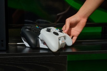 Зарядное устройство One Pad для Xbox Series I, белое PowerA