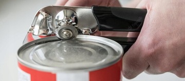 MARKOWY SOLIDNY OTWIERACZ DO PUSZEK KONSERW KAPSLI Z MAGNESEM SWISS