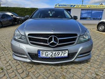 Mercedes Klasa C W204 Limuzyna 1.8 180 CGI BlueEFFICIENCY 156KM 2011 Mercedes C 180 1,8 benzyna 156KM coupe automat, zdjęcie 16