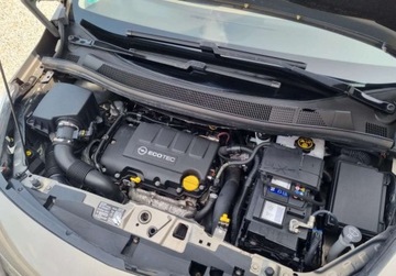 Opel Meriva II Mikrovan 1.4 Turbo ECOTEC 120KM 2011 Opel Meriva Wyjatkowa 1.4 Benzyna BOGATA WERSJA Oryginal NISKI PRZEBIEG Za, zdjęcie 16