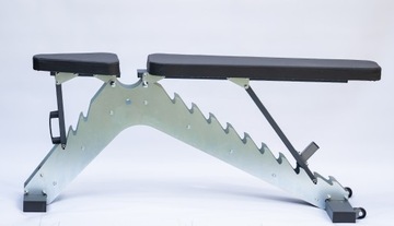 ŁAWKA TRENINGOWA SKOŚNA DO ĆWICZEŃ REGULOWANA