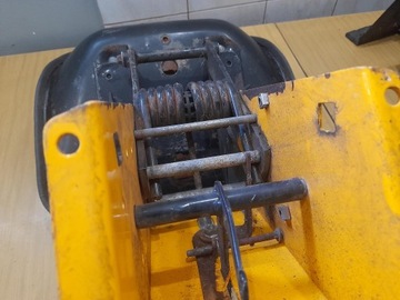 СИДЕНЬЕ STIGA V401 HST BRIGGS 12HP КАРКАС СИДЕНЬЯ