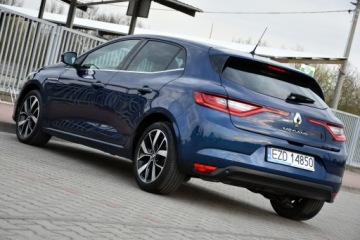 Renault Megane IV Hatchback 5d 1.3 TCe 115 FAP 115KM 2018 Renault Megane IV LIMITED 1.3 16V TURBO 116KM Wyposażony HatchBack, 2018r., zdjęcie 8