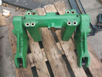 PLECAK PODNOŚNIKA LEWE RAMIĘ L209755 PRAWE L209756 JOHN DEERE 6110R