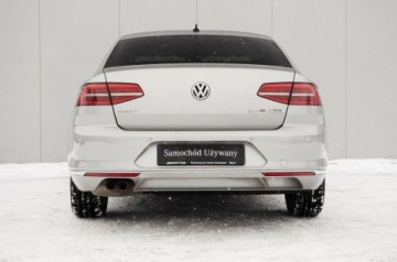 Volkswagen Passat B8 Limousine 2.0 TDI BlueMotion SCR 190KM 2017 Volkswagen Passat Highline 2.0 TDI 190 KM DSG Salon Polska Autotrade, zdjęcie 7