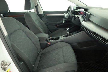 Volkswagen Golf VIII Hatchback 1.0 TSI 110KM 2022 VW Golf 1.0 TSI, Salon Polska, 1. Właściciel, zdjęcie 6