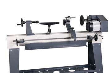 Деревянный токарный станок с помощью копировального устройства