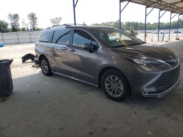 Toyota Sienna III 2023 Toyota Sienna XLE 2023 2.5l 2.5 Hybryda 245KM, zdjęcie 4