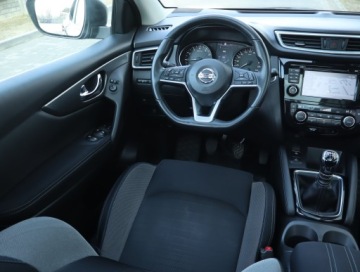 Nissan Qashqai II Crossover 1.2 DIG-T 115KM 2017 Nissan Qashqai 1.2 DIG-T, Salon Polska, zdjęcie 6