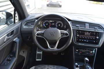 Volkswagen Tiguan II SUV Facelifting 1.5 TSI 150KM 2022 Volkswagen Tiguan SalonPL 150KM TSI DSG R-Line Premium HakKessyNavi ACC Ma, zdjęcie 11