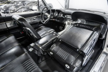 Ford Thunderbird III 1962 Ford Thunderbird 6.4 V8. Stan kolekcjonerski. 1963, zdjęcie 28