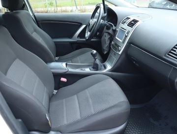 Toyota Avensis III Sedan Facelifting 2.0 D-4D 124KM 2014 Toyota Avensis 2.0 D-4D, Salon Polska, Serwis ASO, zdjęcie 8