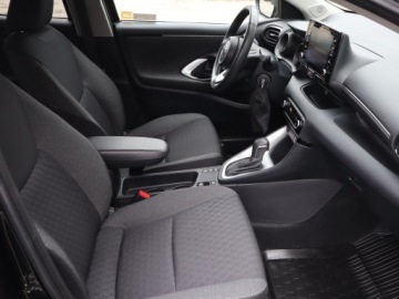 Toyota Yaris IV Hatchback 1.5 Hybrid Dynamic Force 116KM 2022 Toyota Yaris 1.5 VVT-i Hybrid, Salon Polska, zdjęcie 8