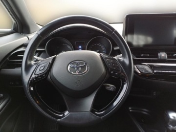 Toyota C-HR I Crossover 1.8 Hybrid 122KM 2018 Toyota C-HR 1.8 Hybrid Premium 1.8 Hybrid Premium, zdjęcie 15