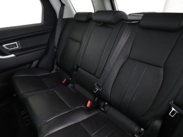Land Rover Discovery Sport SUV 2.0 eD4 150KM 2018 Land Rover Discovery Sport 2.0d Sport Pure, zdjęcie 16