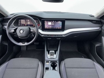 Skoda Octavia IV Liftback 1.5 TSI EVO 150KM 2024 Skoda Octavia 1.5eTSI 150KM Selection SerwisASO SalonPL Virtual Tempo Led, zdjęcie 15