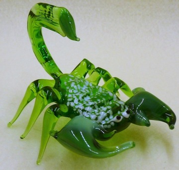 Figurka szklana Skorpion Zielony Zodiak FD duża