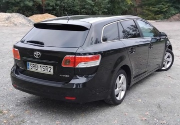 Toyota Avensis III Wagon 1.8 Valvematic 147KM 2010 Toyota Avensis 1,8 Benz Navi Kamera Alugelgi Zarejestrowany w Kraju, zdjęcie 3