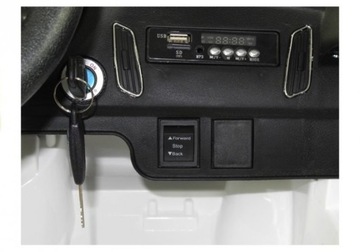 Автомобиль на аккумуляторе Ford Focus RS Белый