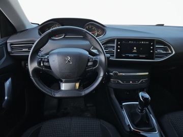 Peugeot 308 II Hatchback Facelifting 1.5 BlueHDI 130KM 2021 Peugeot 308 1WŁ. SalonPL FV23% Virtual Cockpit Czu, zdjęcie 4