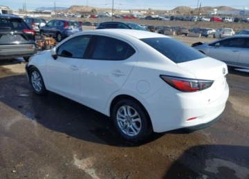 Toyota Yaris III 2018 Toyota Yaris IA, od ubezpieczalni 1.5 Benzyna 106KM, zdjęcie 6