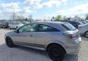 Opel Astra H Kombi 1.9 CDTI ECOTEC 120KM 2005 Opel Astra Opel Astra 1.9 Diesel 120KM, zdjęcie 2