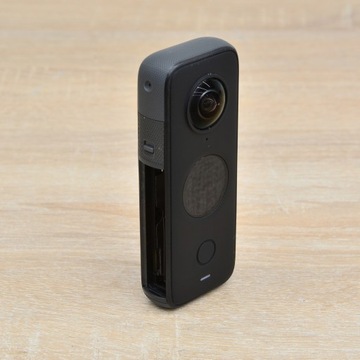 Спортивная камера 360 Insta360 ONE X2, б/у, полностью функциональная!