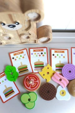 ДЕРЕВЯННЫЙ БУРГЕР-РЕСТОРАН МОНТЕССОРИ ПАЗЛ 15 шт. FSC ВУПИ ЗЕЛЕНЫЙ