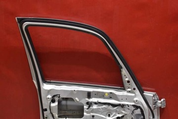 DVEŘE LEVÉ PŘEDNÍ STŘÍBRNÉ SUZUKI SX4 1 I 06-14