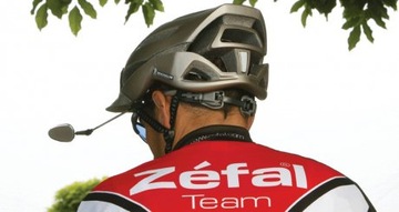 Зеркало ZEFAL, установленное на шлеме Z EYE