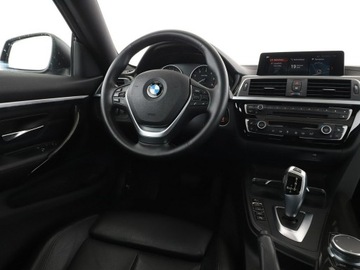 BMW Seria 4 F32-33-36 Coupe Facelifting 420d 190KM 2018 BMW 420 2.0d Automat xDrive Luxury Line Navi, zdjęcie 15