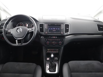 Volkswagen Sharan II Van Facelifting 1.4 TSI 150KM 2021 Volkswagen Sharan 1.4TSI 150KM 7os Webasto Panoram, zdjęcie 8