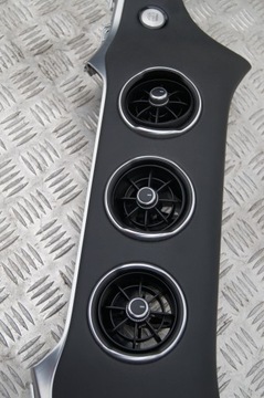 KIA Stinger 3.3 GT декоры, декоративные планки решетки радиатора