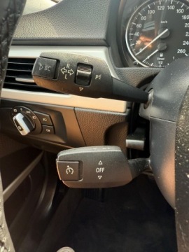 BMW Seria 3 E90-91-92-93 Limuzyna E90 318d 143KM 2010 BMW Seria 3 XENON NAWIGACJA PODGRZEWANE FOTELE KLIMATYZACJA PARKTRONIC SZY, zdjęcie 15