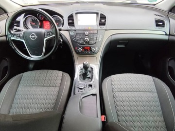 Opel Insignia I Sports Tourer Facelifting 1.4 Turbo ECOTEC  140KM 2013 Opel Insignia Bogata opcja Serwis Gwarancja, zdjęcie 17