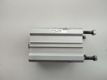 Siłownik pneumatyczny SMC ECQ2B40-50D