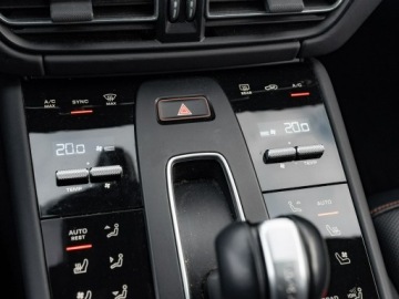 Porsche Macan SUV Facelifting II 2.0  265KM 2022 Porsche Macan T Podgrz. i wentyl.f Pneumatyka, zdjęcie 19