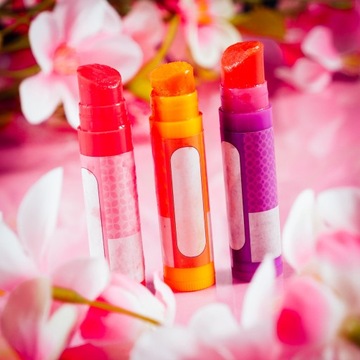 Я ГЕНИЙ ПРОИЗВОДИТЕЛЬ ГУБНЫХ ПОМАД LISCIANI