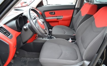 Kia Soul I Crossover 1.6 DOHC CVVT 124KM 2009 Kia Soul Bezwypadkowy - 1.6 benzyna - Oplacony 1.6 Benzyna 125KM, zdjęcie 5